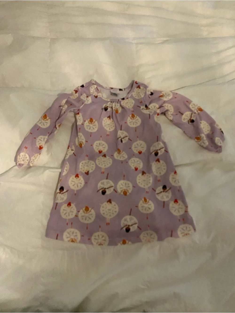 Hanna Andersson Lavender Ballet snowflake nightgown 4T